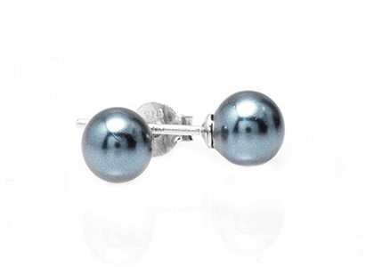 Pearl Solitaire Stud Earring